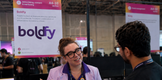 Marketing B2B coloca colaboradores como porta-vozes de marca Marketing B2B coloca colaboradores como porta-vozes de marca