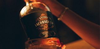 O sucesso dos licores de whiskey entre novos apreciadores O sucesso dos licores de whiskey entre novos apreciadores