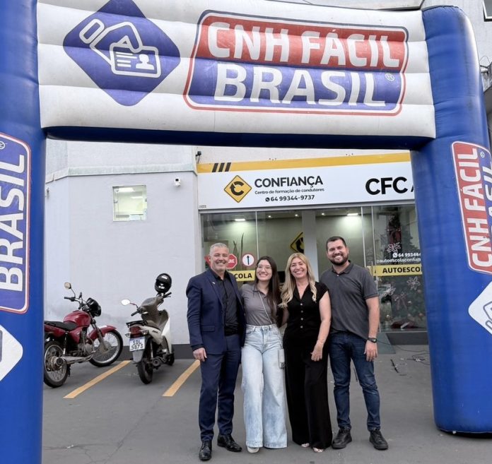 Publicitário cria iniciativa que fortalece autoescolas