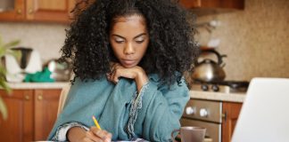 Inadimplência escolar pressiona o caixa das escolas em 2027