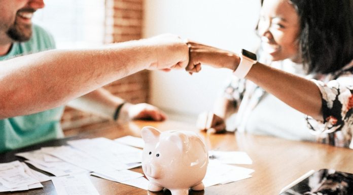 Alta da inadimplência reforça cuidados com as finanças