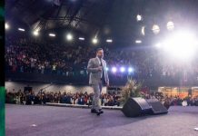 Pr. Pedro Medina reúne público com Pr. Paul Enenche em SP