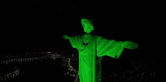 Bio Extratus celebra 35 anos com projeção no Cristo Redentor Bio Extratus celebra 35 anos com projeção no Cristo Redentor