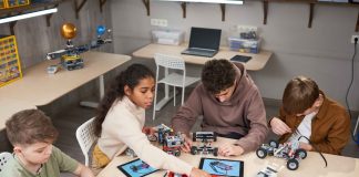VIVA auxilia escolas no uso de tecnologia educacional