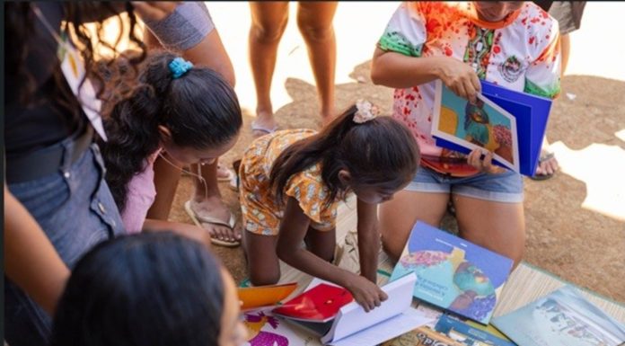 Férias transformam leitura em brincadeira e conexão Férias transformam leitura em brincadeira e conexão