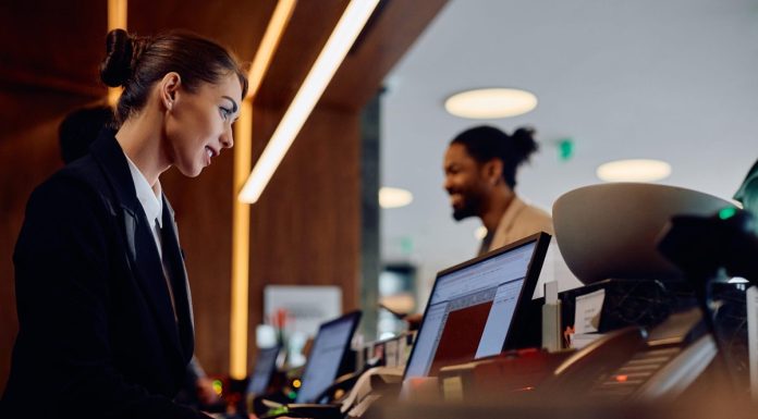 Inteligência artificial avança na hotelaria