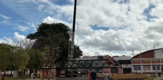 Botucatu: Içamento de nova passarela marca avanço das obras de revitalização no entorno da Rodoviária