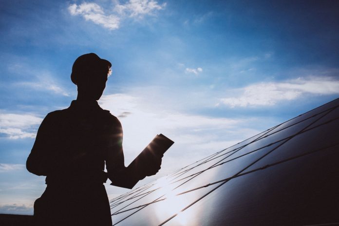 Energia: IA já identifica fraudes em painéis solares