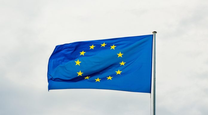 AI Act da UE pode atingir empresas brasileiras de IA