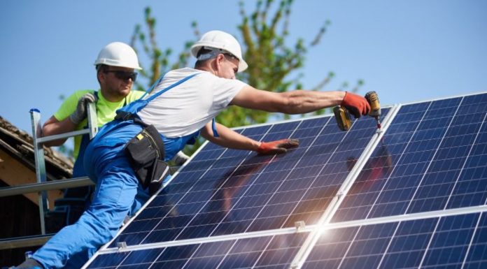 EcoPower destaca solidez e alerta para crises no setor solar