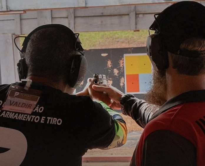PF abre inscrições de instrutor de armamento e tiro em SP PF abre inscrições de instrutor de armamento e tiro em SP
