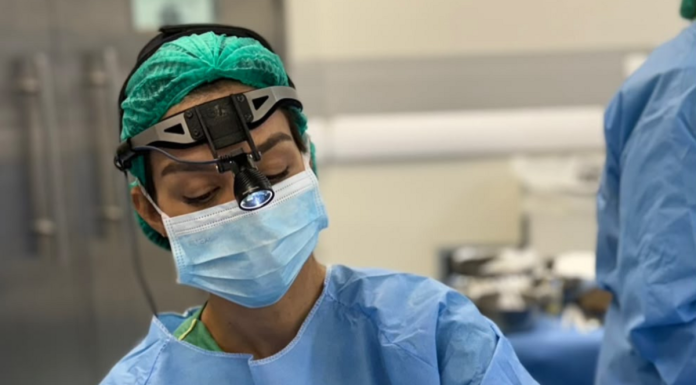 Cirurgia plástica no Brasil atrai brasileiras no exterior