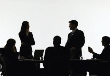 Menos vagas e mais tecnologia elevam a exigência para chegar