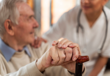 Envelhecimento amplia demanda por geriatria no SUS