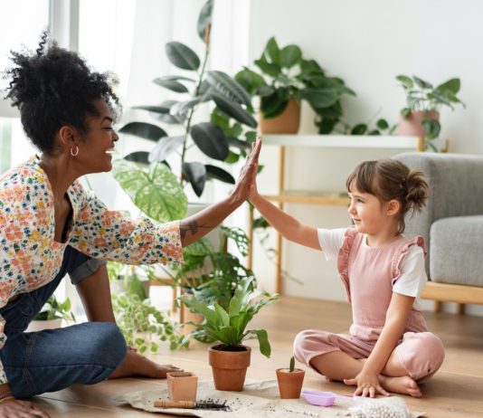 Intercultural explica como funciona o programa Au Pair
