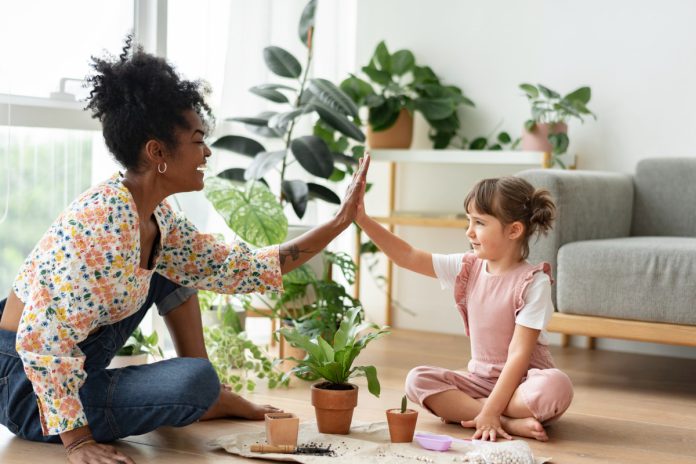 Intercultural explica como funciona o programa Au Pair