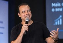 Prospecção B2B ganha força na indústria brasileira Prospecção B2B ganha força na indústria brasileira
