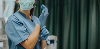PL garante prioridade médica a profissionais de enfermagem PL garante prioridade médica a profissionais de enfermagem