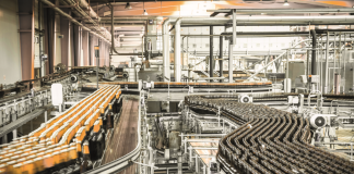 Indústria de bebidas economiza R$ 283 mil ao ano com Klüber Indústria de bebidas economiza R$ 283 mil ao ano com Klüber