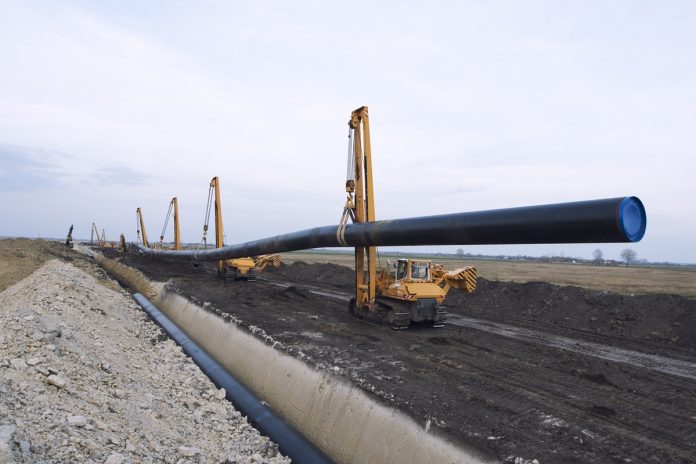 Pavimentação com padrão para sucção e descarga de asfalto Pavimentação com padrão para sucção e descarga de asfalto