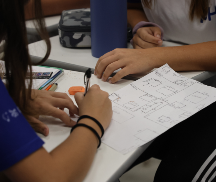 Programa Impacta oferece bolsas de estudos em seis estados