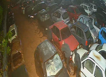 Grupo invade pátio para furtar bicicletas motorizadas e 10 adolescentes e um adulto são detidos em Botucatu