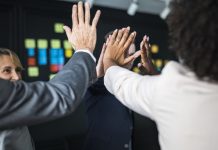 Atrair e reter talentos? Benefícios para além do clichê
