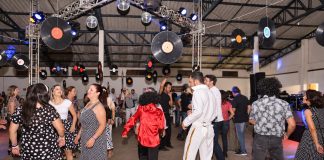 Clube Capivari vai a leilão após décadas de bailes