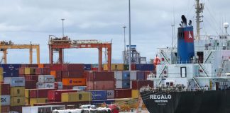 Brasil projeta R$ 96 bilhões em investimentos portuários Brasil projeta R$ 96 bilhões em investimentos portuários