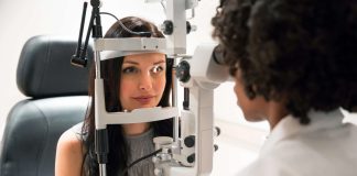 Dia da Menopausa: 6 em cada 10 mulheres sofrem com olho seco