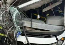 APAE diz acompanhar investigação sobre acidente com ônibus; empresa contratada opera 16 linhas de transporte em Botucatu