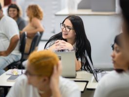 Projeta Cultura lança nova versão do ROBOZIN