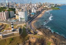 Bahia recebe 138 mil estrangeiros e lidera o Nordeste Bahia recebe 138 mil estrangeiros e lidera o Nordeste