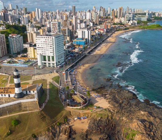 Bahia recebe 138 mil estrangeiros e lidera o Nordeste