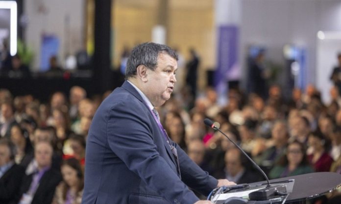 Fundos de pensão crescem 82% e debatem aperfeiçoamento Fundos de pensão crescem 82% e debatem aperfeiçoamento