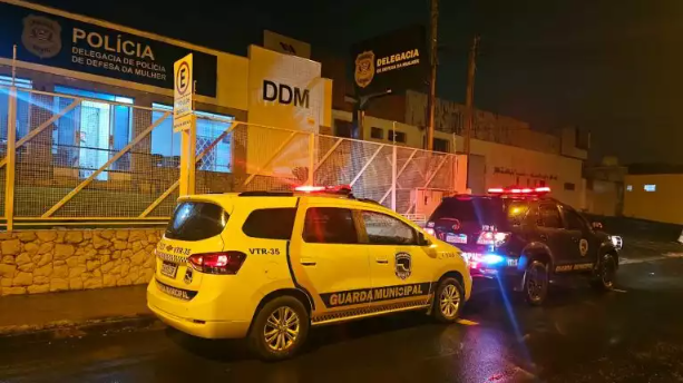 ddm-delegacia-botucatu-061026