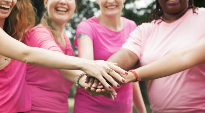 Projeto Menina Moça Mulher promove evento de Outubro Rosa