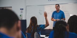 Professor segue insubstituível na era da atenção
