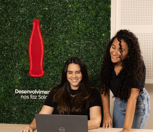 Solar Coca-Cola leva educação a dependentes de colaboradores